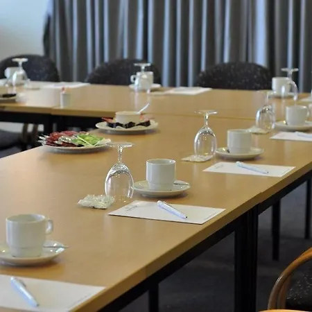 A-hotel Oosterhout 4* オーステルハウト