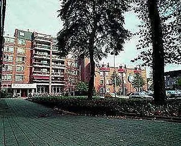 A-hotel Oosterhout 4*