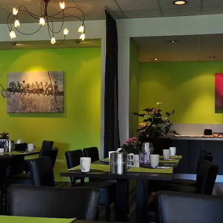 A-hotel Oosterhout ホテル オーステルハウト