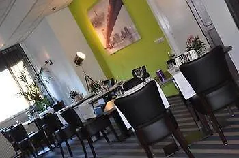 A-hotel Oosterhout 4*