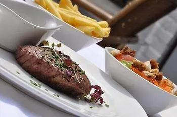 A-hotel 4* オーステルハウト