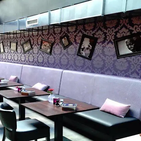A-hotel Oosterhout 4*