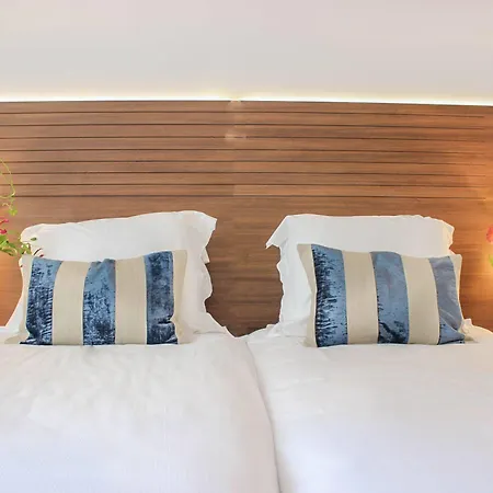 A-hotel Oosterhout 4*