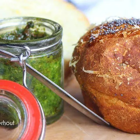 A-hotel ホテル オーステルハウト